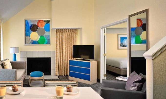 Somers Point Casa | Spacious Good-Value Accommodation! w/ Pool, Pet-Friendly, Near Surf Road Beach