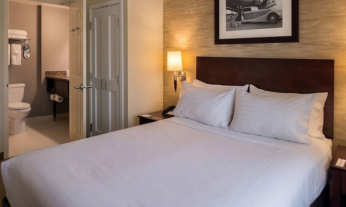 O'Hare Complejo | Spacious Good-Value Accommodation! Pet-Friendly Property with Onsite Parking!
