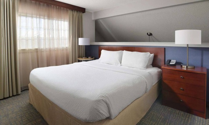 Northeast Heights Hotel | Spacious Good-Value Accommodation! 2 Modern Units, Pet-Friendly, Free Breakfast