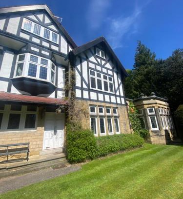 Roundhay Apartamento | Spacious Guest Flat near Roundhay Park
