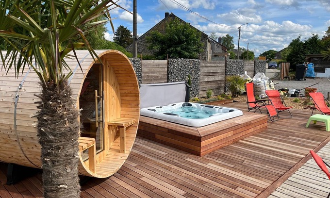 Beausaint Casa | Spacious Holiday Home La Roche-en-Ardenne withPool