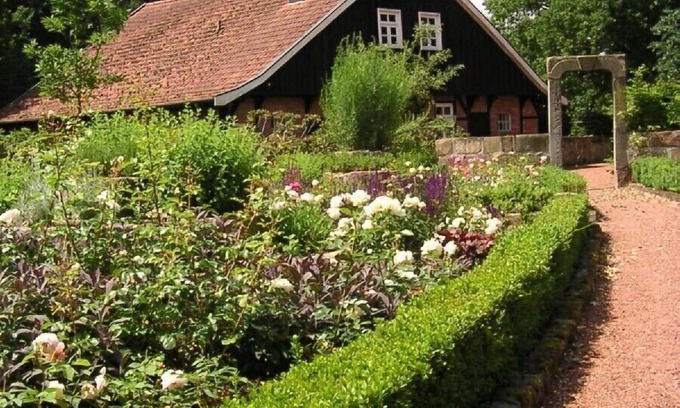 Bad Bentheim Casa | Casa de campo con entramado de madera amplia con jardín en un entorno forestal tranquilo, Perros