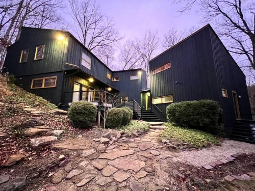 Athens Apartamento | Spacious Hidden Gem in Athens OH