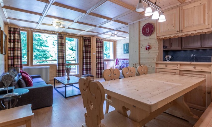Val-d'Isere Apartamento | Apartamento amplio con wifi, estacionamiento y balcón al sur cerca de las pistas