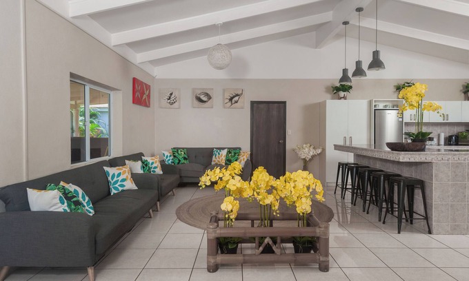 Tapere of Titikaveka Casa | Spacious holiday home