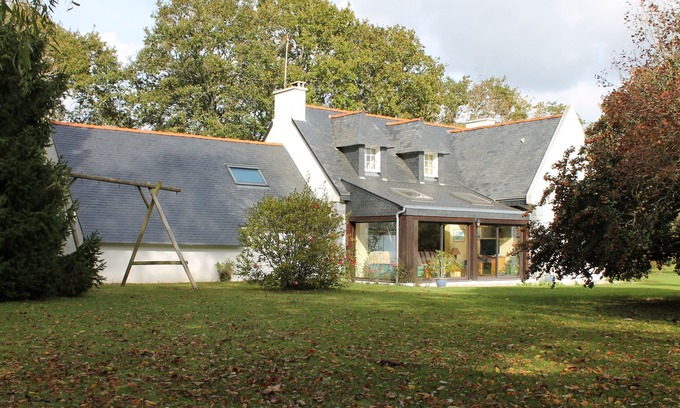 Gouesnach Casa | Amplia casa de vacaciones en un entorno rural