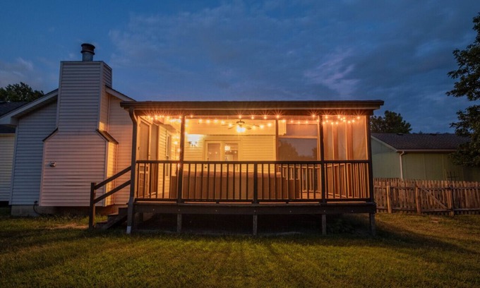 Olathe Casa | Spacious Home For Larger Groups/Teams