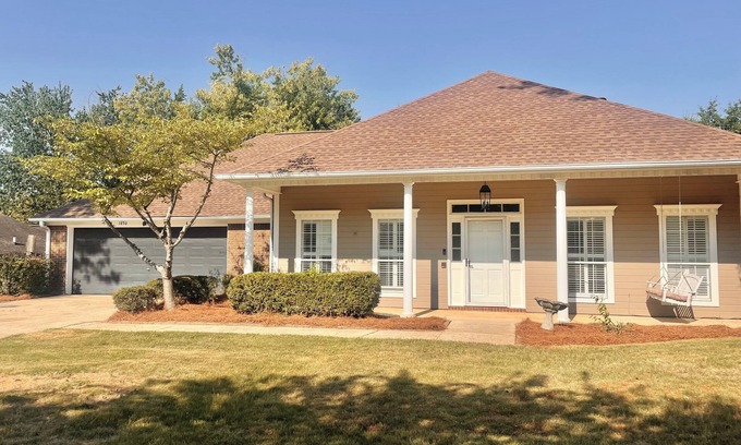 Tupelo Casa | Spacious Home in Central Tupelo