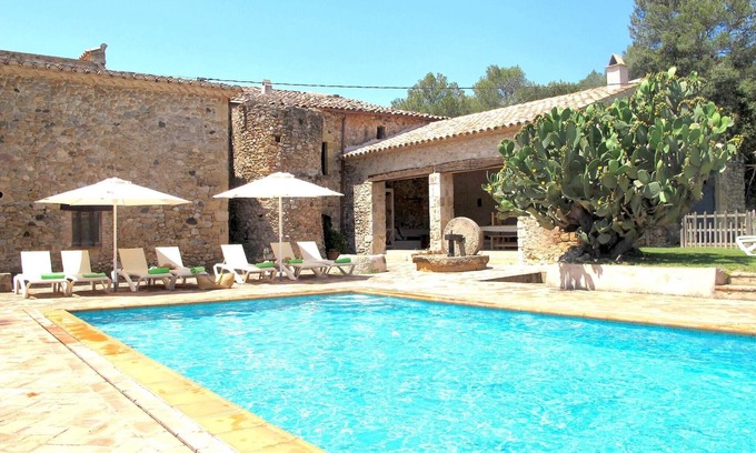 Navata Villa | Mansión en Navata con piscina y playa cerca