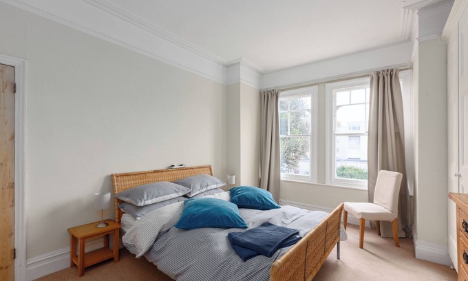 Shaftesbury Apartamento | Amplia casa frente a Clapham Common en calle residencial, 3 x dormitorios, terraza,