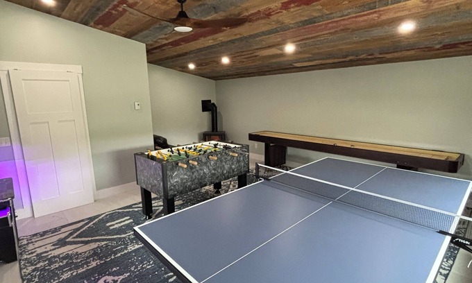 Bolton Valley Casa | Spacious home on 225 Acres! Country living at its best!Unit#2
