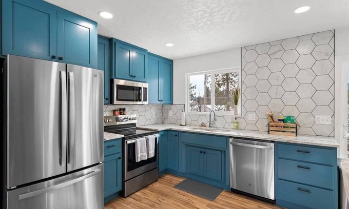 Post Falls Casa | 2 min to Prairie Falls! King Bed! Pet friendly