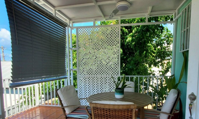 Isabel II Apartamento | Spacious home walk to beach and ferry