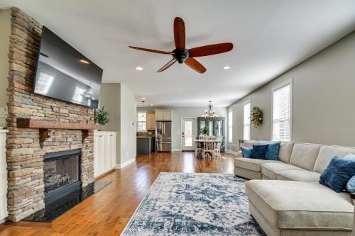 Pinehurst Casa | Spacious Home with Fireplace - Near Pinehurst Golf!