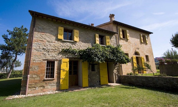 Brisighella Casa | Amplia casa con piscina