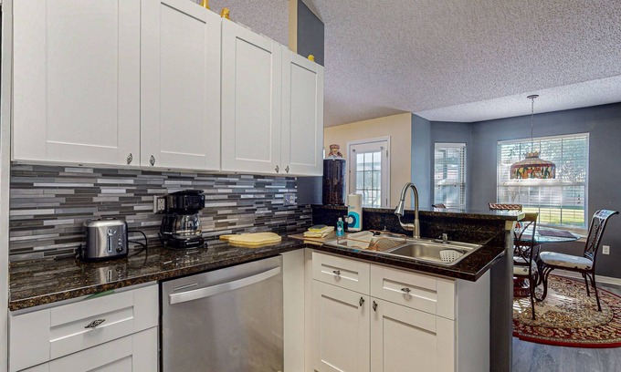 Indian Trails Casa | Spacious home with saltwater pool, gas grill, patio, & washer/dryer