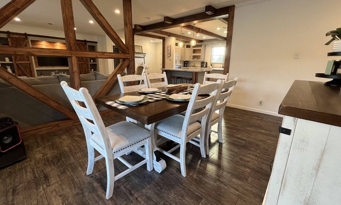 Norman Park Casa | Spacious Home with Pool, Hot Tub, & Deck