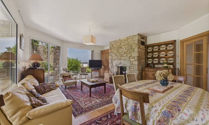 Trevou-Treguignec Casa | Amplia casa para 7 adultos y 1 niño - vista al mar
