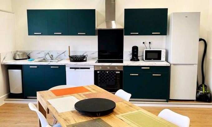Anzin Casa | Spacious House 12 Pers And 4 Bathrooms, All-comfort
