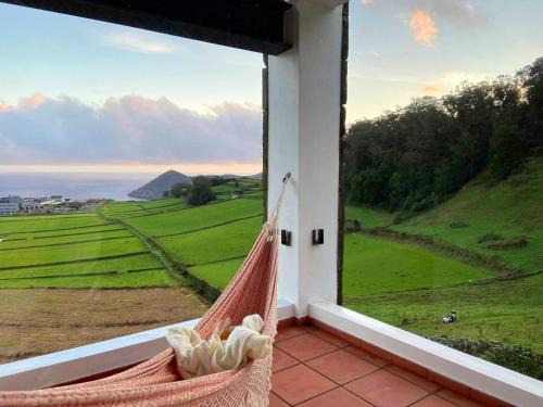 Angra do Heroismo Casa | Spacious House with Sea View in Angra do Heroísmo