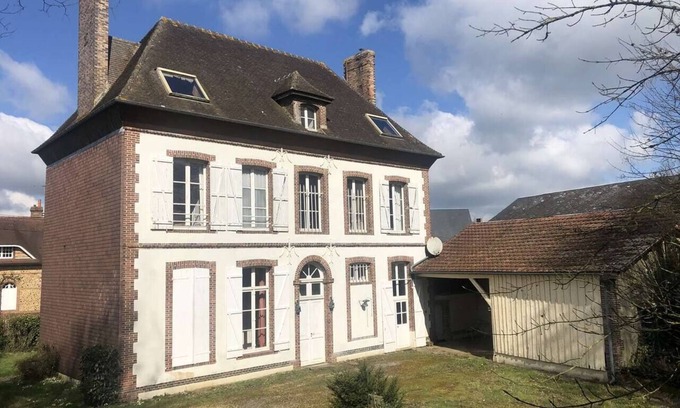 Les Aspres Casa | Spacious house, sleeps 16, garden