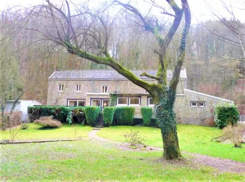Comblain-au-Pont Casa | Spacious house with garden in Comblain-au-Pont