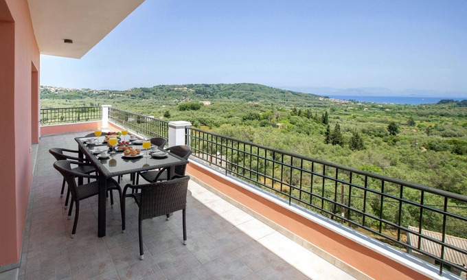 Argyrades Casa | Spacious House with extraordinary view in Corfu