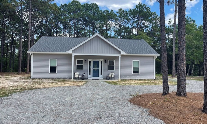 Southern Pines Casa | Spacious house with pool less than 5 miles from the village of Pinehurst