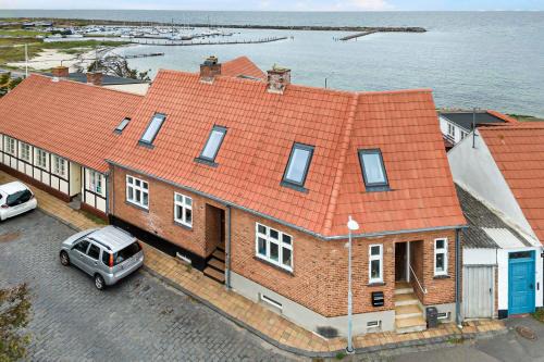 Ronne Villa | Spacious House With Sea Views From All Rooms