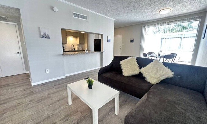 Nassau Bay Apartamento | Spacious Houston Downtown, Near NASA Space Center.