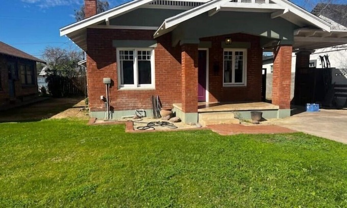 Coronado Casa | Spacious & Inviting Bungalow near Downtown