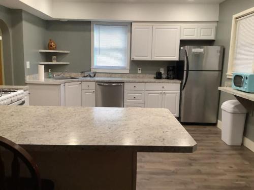 Johnson City Apartamento | Spacious Inviting Home by BU UHS & Guthrie