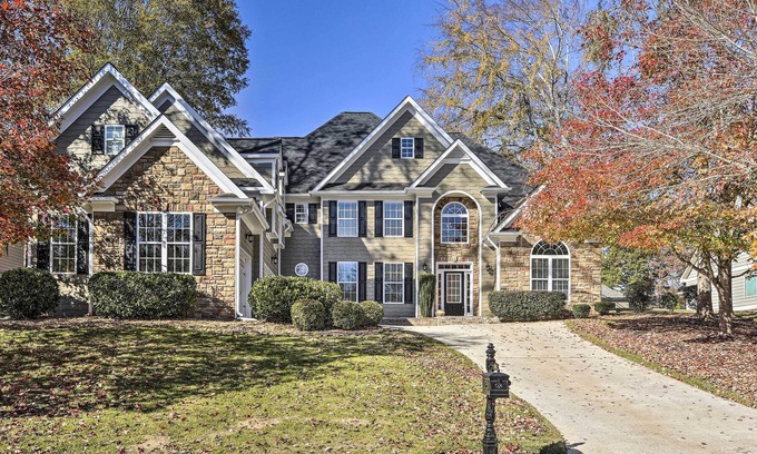 Jackson County Casa | Spacious Jefferson Retreat: Stargaze & Golf!