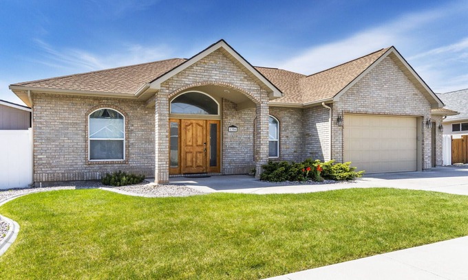 Twin Falls Casa | Spacious/King bed/bbq/Quality furnishings/Lg suite