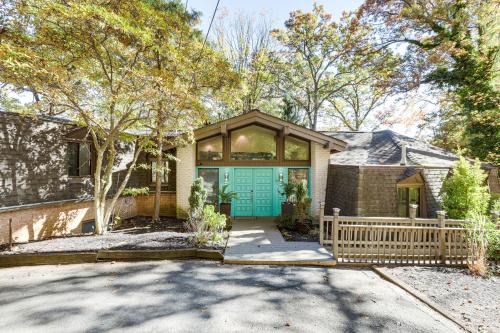 Gulph Mills Casa | Spacious King of Prussia Home with 2 Game Rooms
