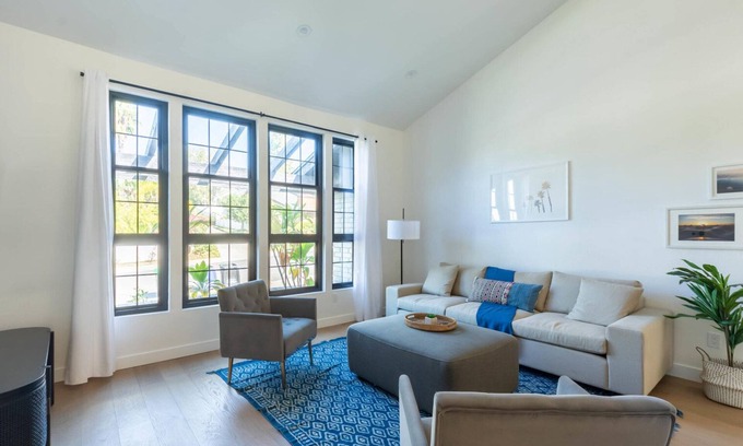 Laguna Hills Casa | Spacious Laguna Hills 3BR, Fully Furnished & Equipped, by Blueground