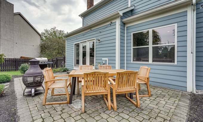 Lewis Center Casa | Spacious Lewis Center Home w/ Yard & Gas Grill!