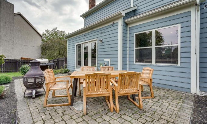 Lewis Center Casa | Spacious Lewis Center Home with Yard and Gas Grill!