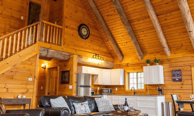 Oneonta Cabina | Lujosa, espaciosa cabaña privada cerca de Cooperstown