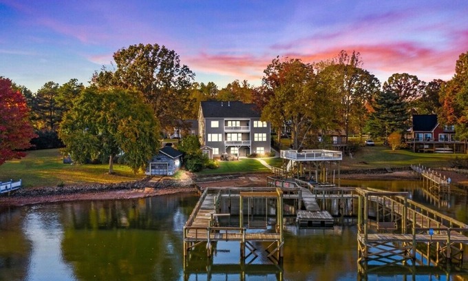 Denver Casa | Spacious, luxurious Port Royale Lakefront, water access and a massive Dock, wide lake view sleeps 22