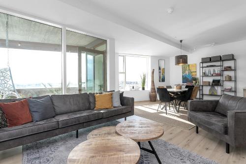 Hliðar Apartamento | Spacious Luxury 3BR Apartment with 2 bathrooms 1003