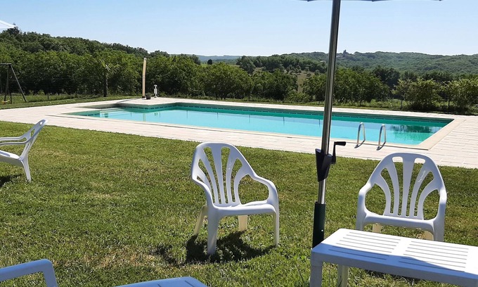 Salviac Villa | Amplia mansión en eslavo