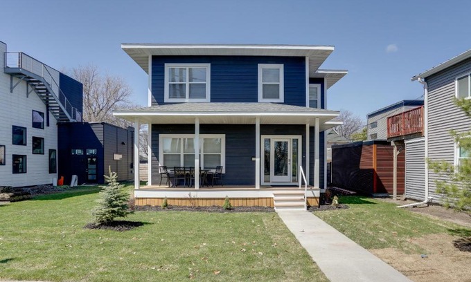 Bottineau Casa | Spacious Minneapolis Vacation Rental with Game Room!