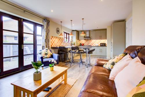 Markhouse Apartamento | Spacious & Modern 2 Bed sleeps 5 in Walthamstow
