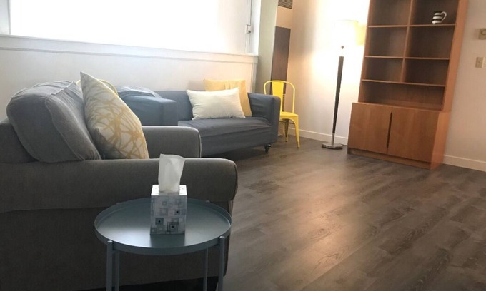 Missoula Apartamento | Amplio y moderno apartamento 2BD # 4, cerca de Missoula y Bitterroot