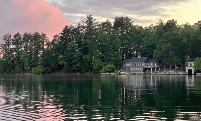 Minocqua Casa | Spacious, modern 4-bed, 2-bath house with private dock & stunning lake views