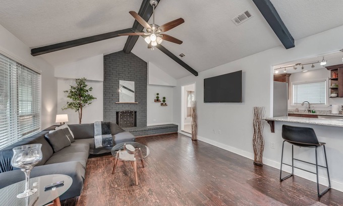 Barker Casa | Spacious Modern & Family 3 BR 🏠🏘