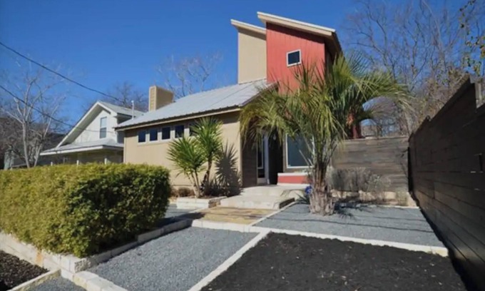Blackshear-Prospect Hill Casa | Spacious Modern Home Walkable Cool Area Near Downtown