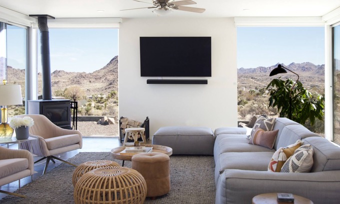 Joshua Tree Highlands Casa | Spacious Modern Serene - gorgeous mountain landscape views