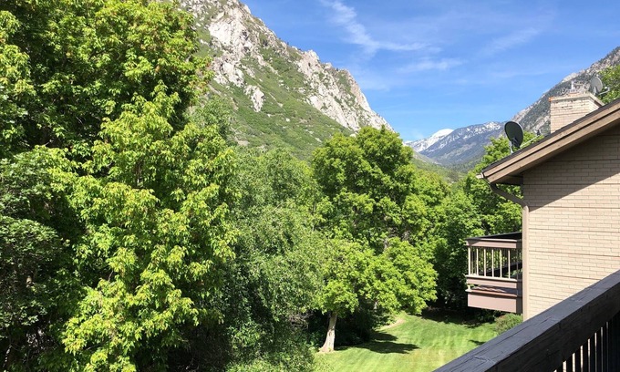 Granite Casa | Spacious mountain retreat nestled in Little Cottonwood Canyon - Alta/Snowbird